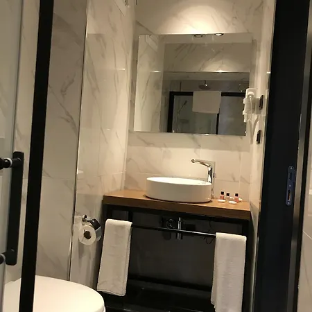 מלון Meydan Besiktas 3*
