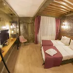 Meydan Besiktas 3*